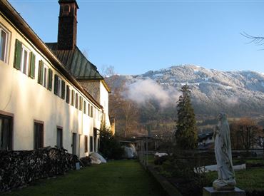 Weihnachtliche Klänge und Geschichten in der Klosterkirche